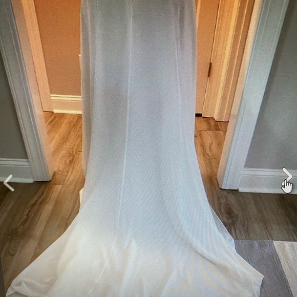 Signature Galina Wedding Dress - Picture 3 of 8